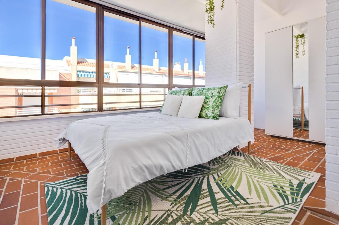 Apartamento La Fiesta, 250 M To The Sea Plus Swimming Pool Torrevieja Kültér fotó