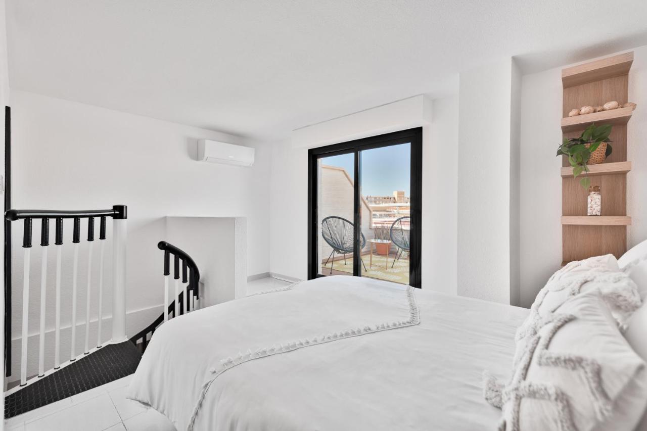 Apartamento La Fiesta, 250 M To The Sea Plus Swimming Pool Torrevieja Kültér fotó